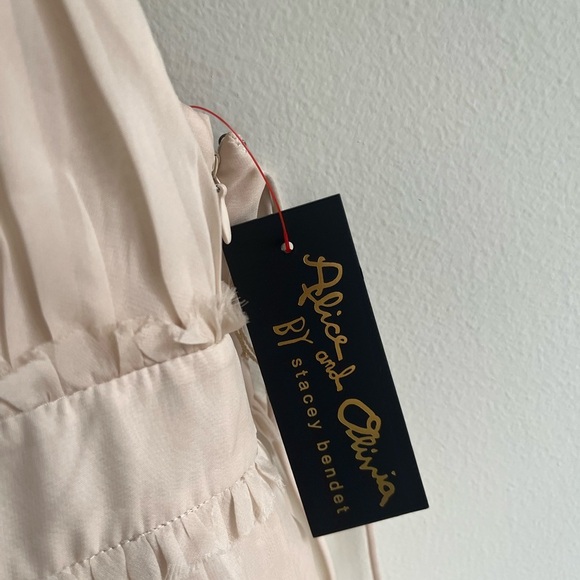 NWT! ALICE + OLIVIA Carisa Belted Chiffon Gown Size 12 - Picture 9 of 9